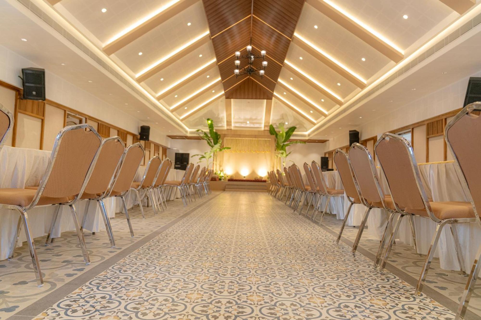 Le Montfort Resort Муннар Экстерьер фото